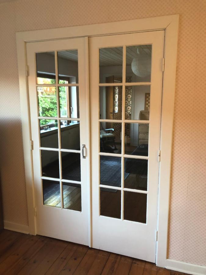 Apartamento Retro Bolig - Fyldt Med Hygge! Ingen Luksus Kolind Exterior foto