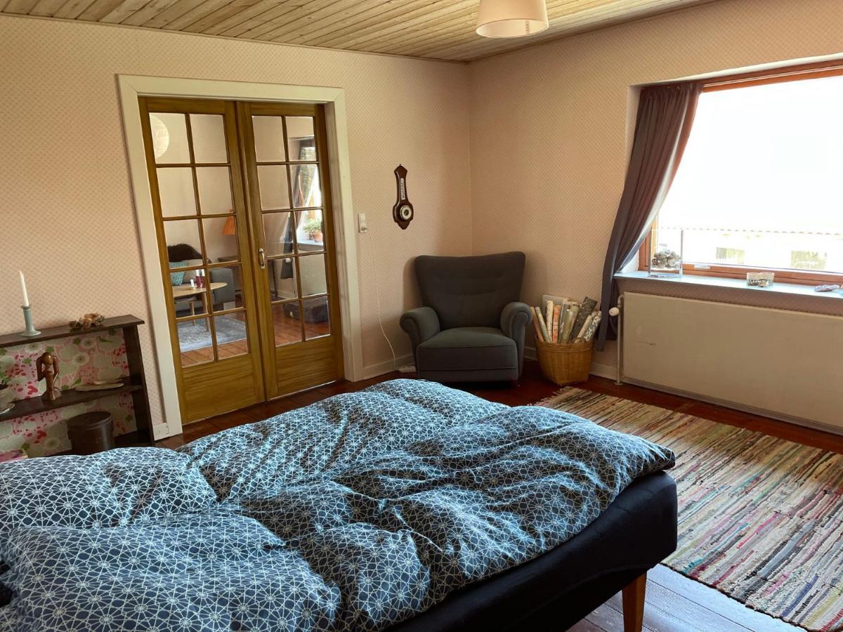 Apartamento Retro Bolig - Fyldt Med Hygge! Ingen Luksus Kolind Exterior foto