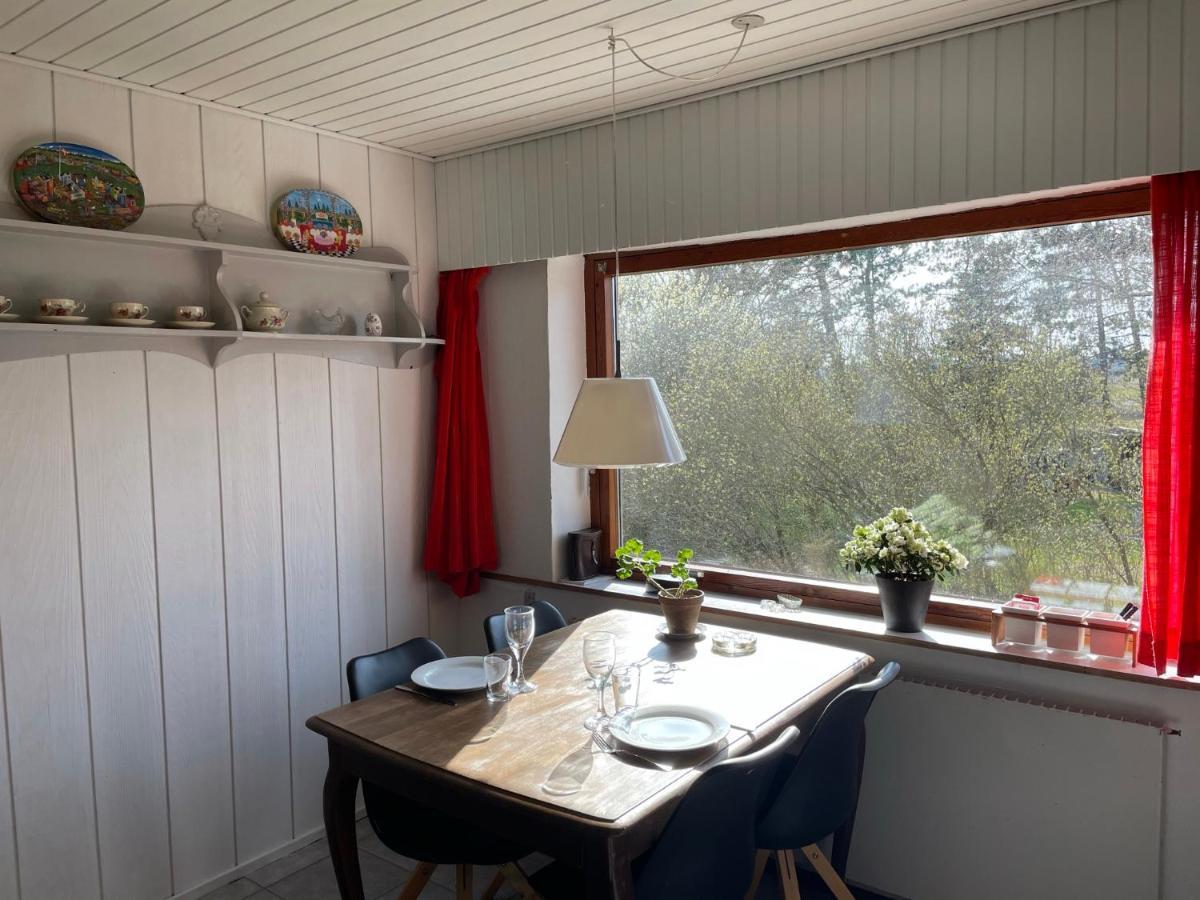 Apartamento Retro Bolig - Fyldt Med Hygge! Ingen Luksus Kolind Exterior foto